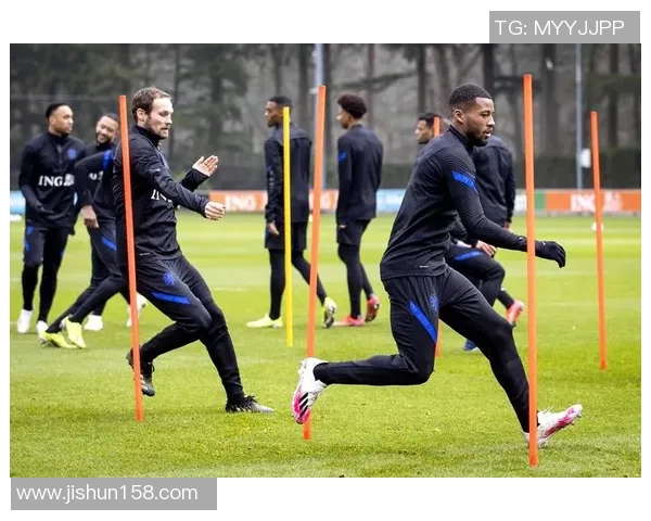 足球世界杯球队备战训练营地探秘