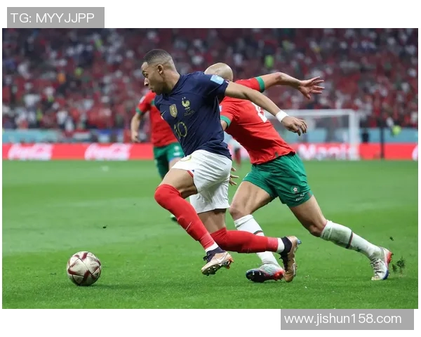 英超球队传控战术演变与成功案例解析及现代足球发展启示