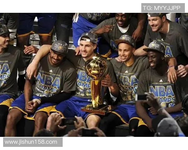 勇士王朝辉煌不再状态下滑未来道路应何去何从